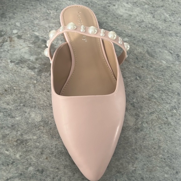 Shoes - NIB. Copper Key rose pink “Dottie” flat mule 8.5 Wide